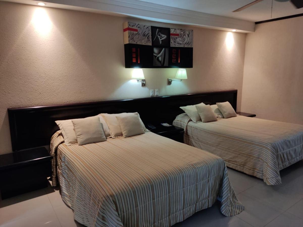 Hotel Mary Celaya Celaya  Zewnętrze zdjęcie